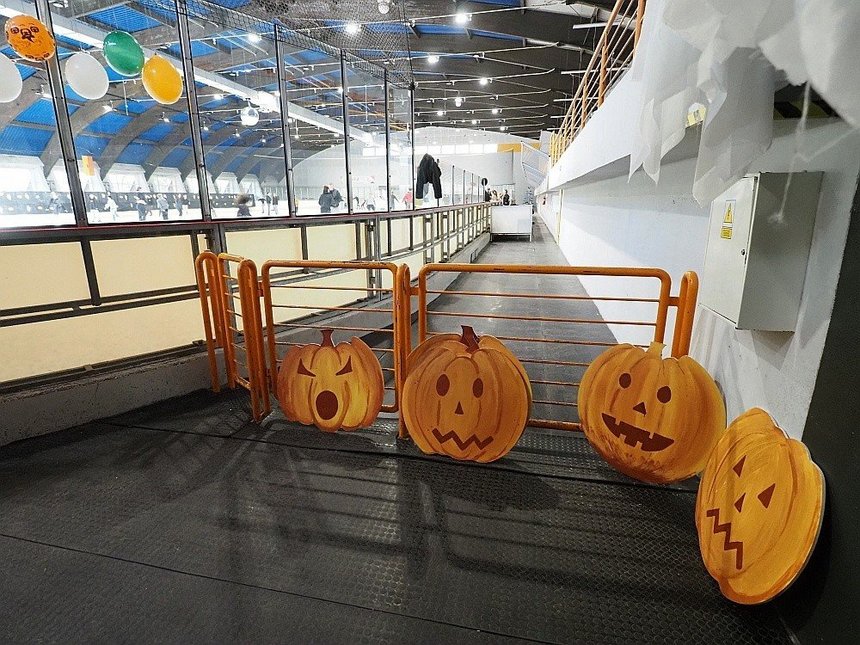 halloween bombonierka 2024